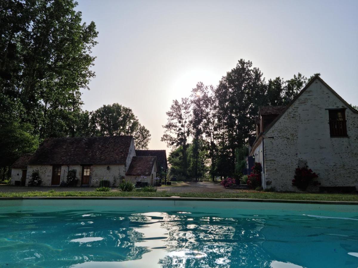 L'Aupinouse Chambre Double La Suze-sur-Sarthe Esterno foto