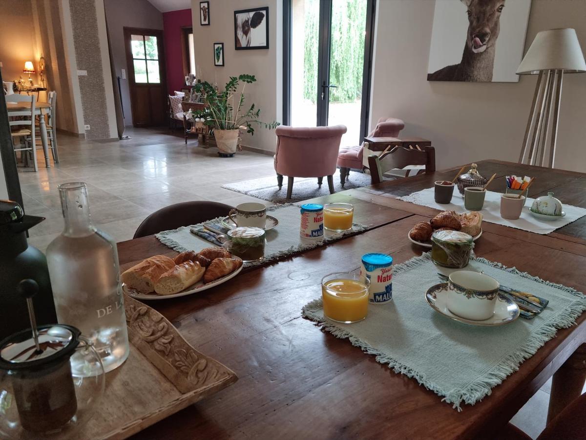 L'Aupinouse Chambre Double La Suze-sur-Sarthe Esterno foto